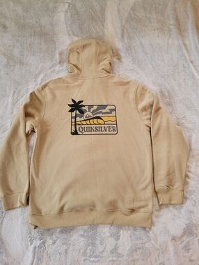 Quiksilver Mens Large Tan Pullover Hoodie Surf Skate Graphic Print Logo Pocket
